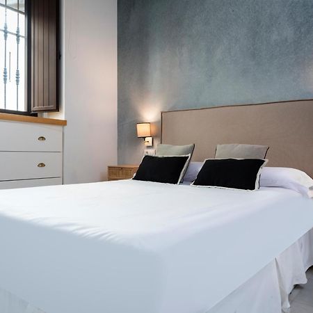 Unika Homes Puerta De La Maestranza Sevilla Exteriör bild